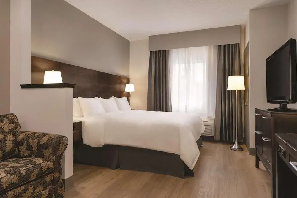 Ramada Plaza