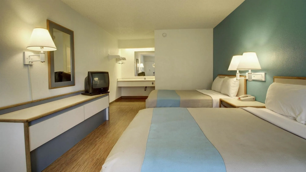 Motel 6-Cedar Rapids, IA
