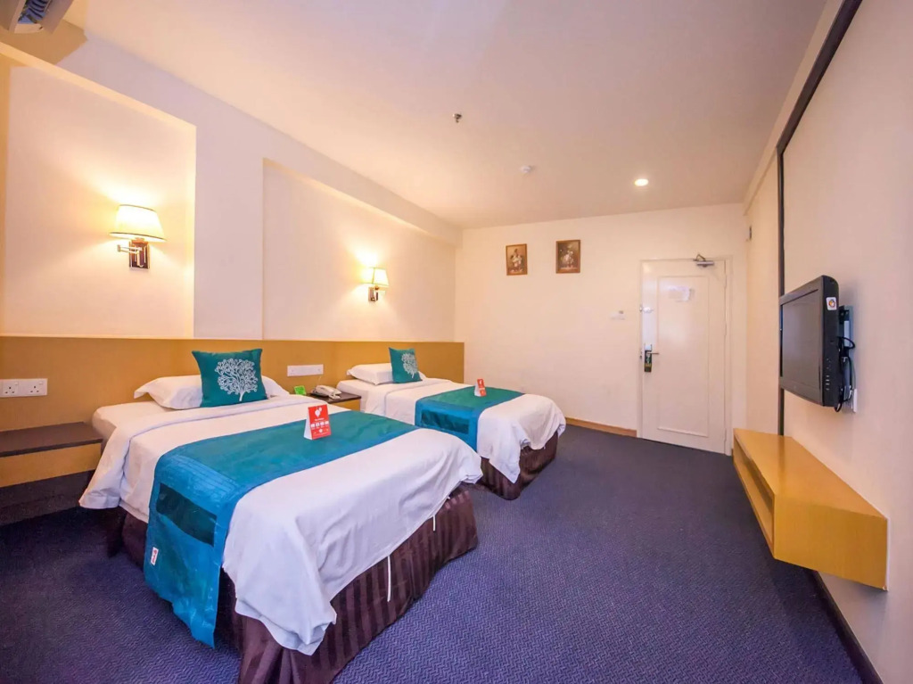 OYO Rooms Bundusan Commercial Centre