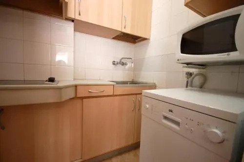 Lets Holidays Comfortable Apartment Near Beach