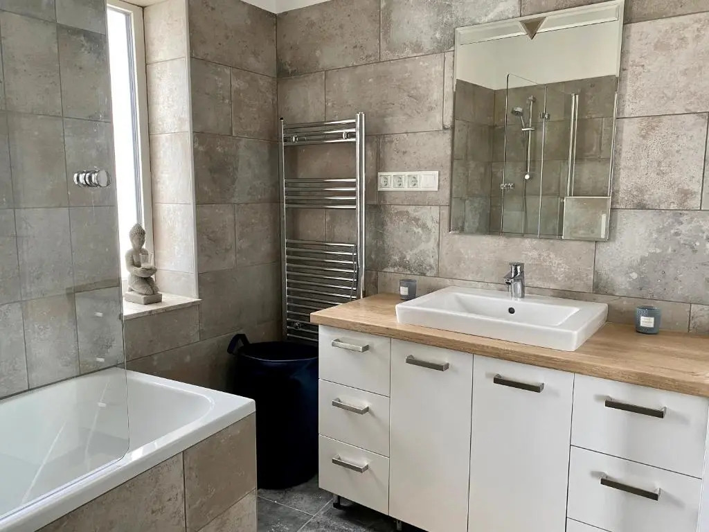 Royal Blue - luxurious flat with 5-star view over Lake Balaton