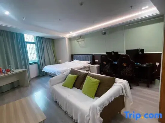 Linhai ZOE E-Sports Hotel (Huan Cheng South Road)