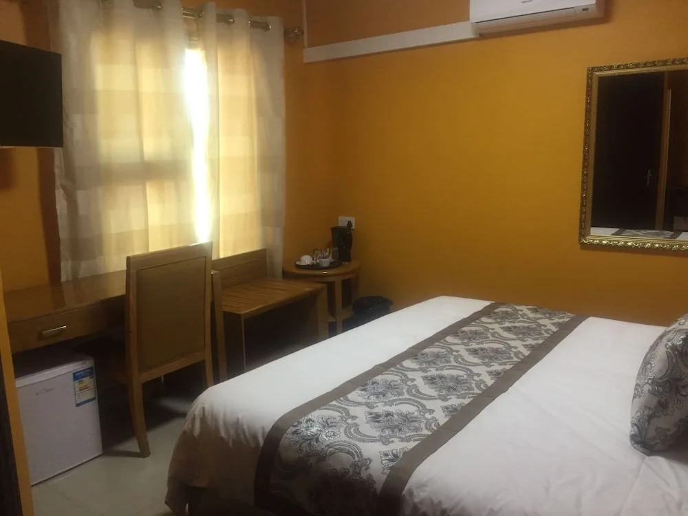 Apelles Palace Guest House