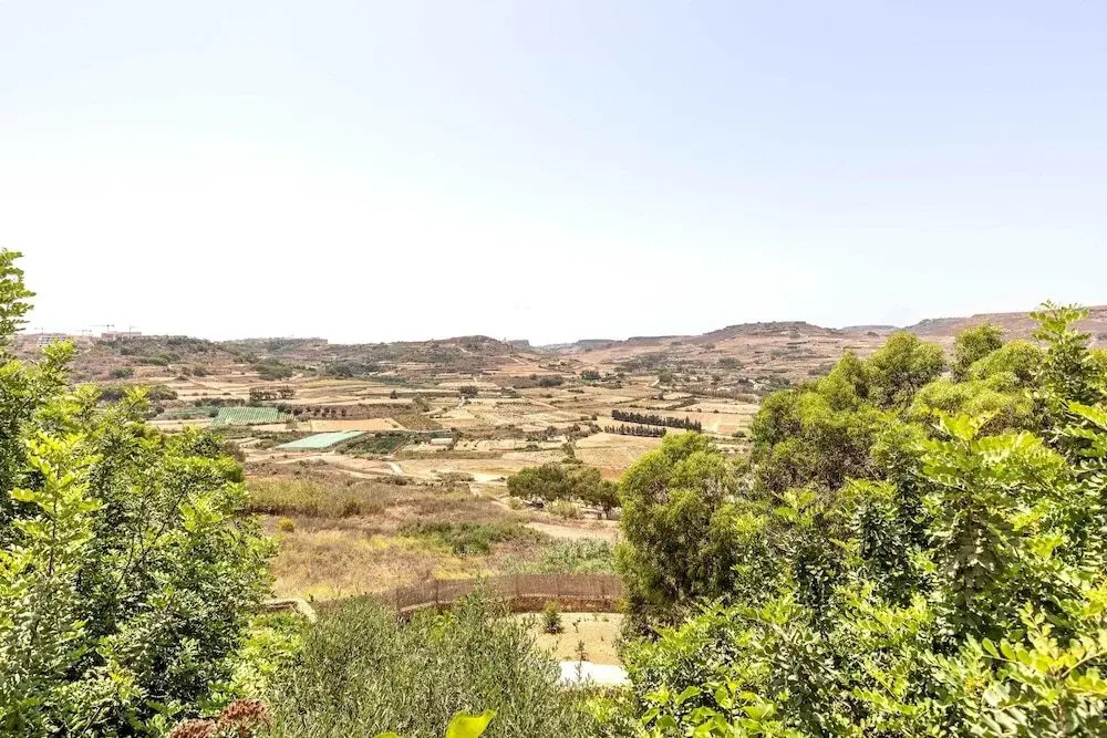 Gawhra - 3 BR Villa with Private Pool - BAG 49938