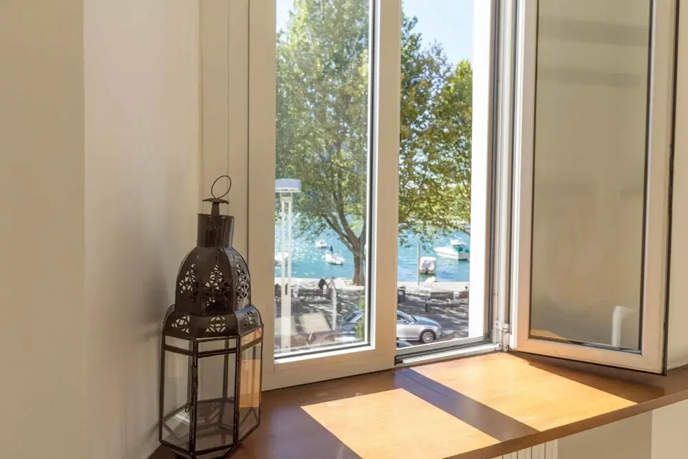 Lungolago Holiday Home