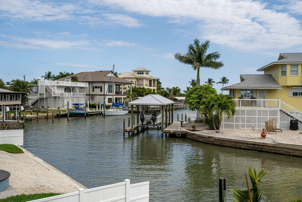 621 Estero - Charming Cozy Cottage by Coastal Vacation Properties
