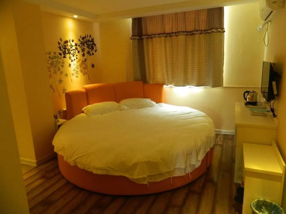 Xuzhou Love Inn Theme Hotel
