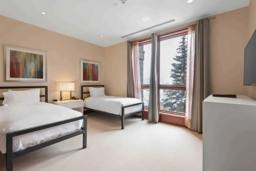 4 Bedroom + Den Luxury Residence at Solaris Residences