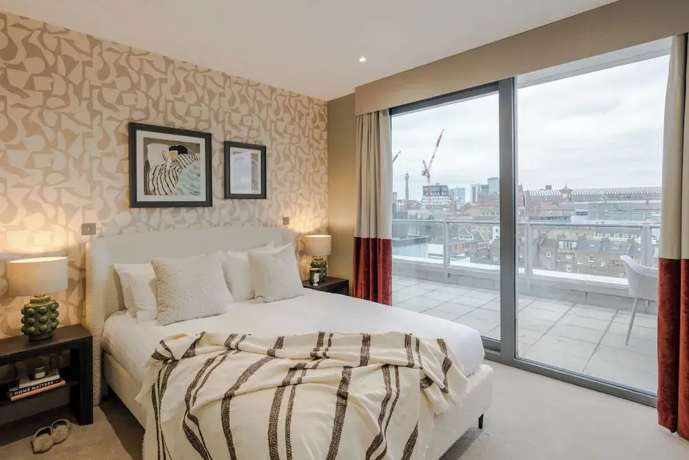 Kings Cross I Your Apartment