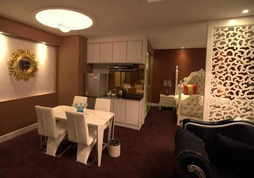 Babylon Hotel