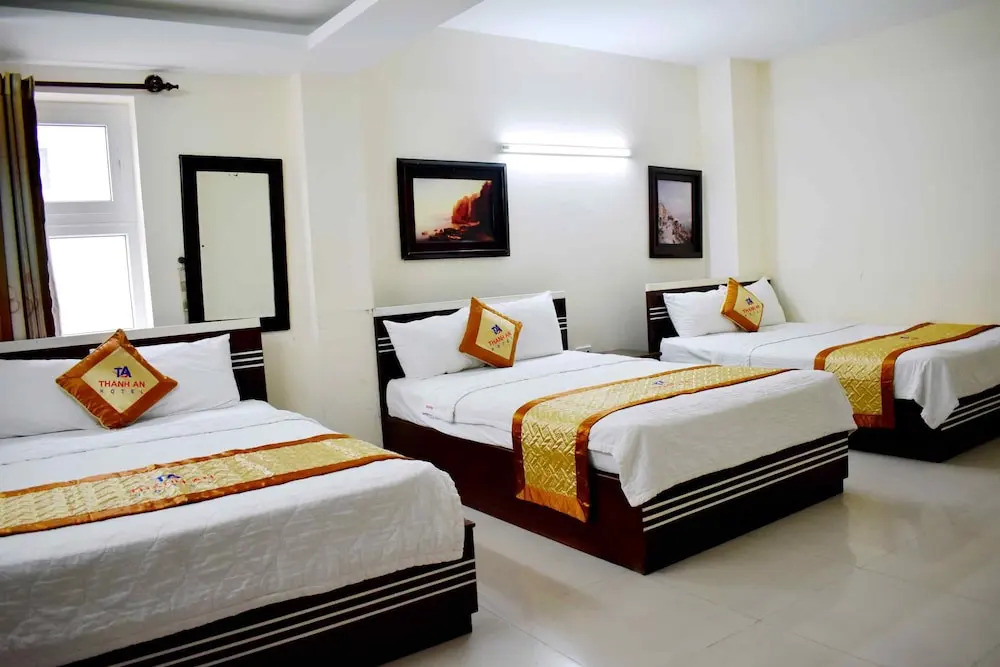 Angel Hotel