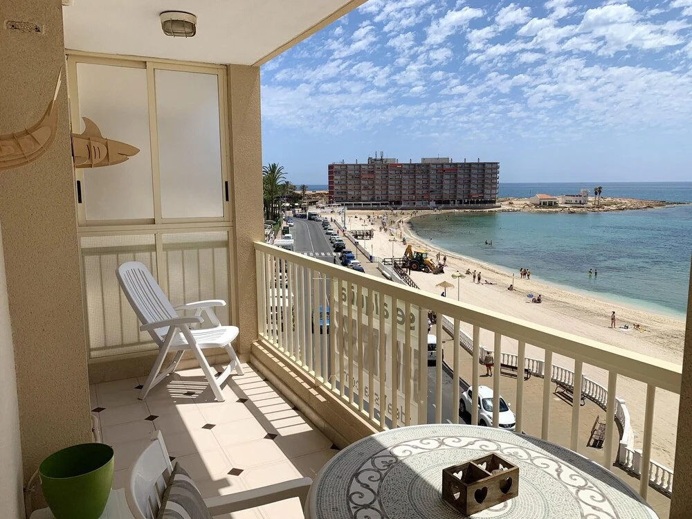 Apartment with 3 Bedrooms in Torrevieja, with Wonderful Sea View, Furnished Terrace And Wifi - 50 M From the Beach