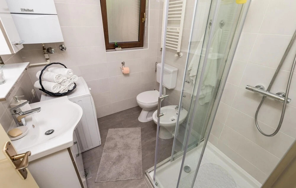 Beautiful Apartment in Opatija With 4 Bedrooms and Wifi