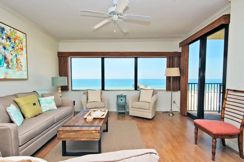 Four Seasons 403E By Youngs Suncoast