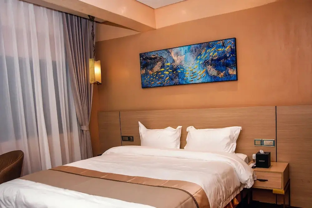 Wealth Hotel