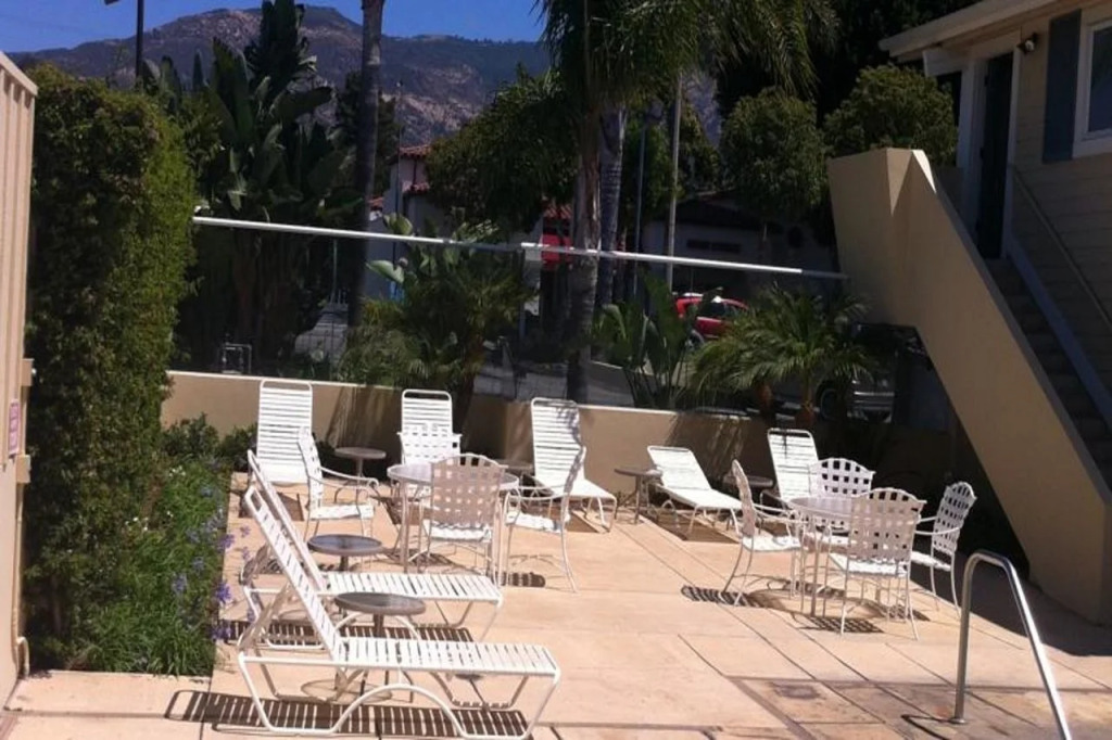 Sandpiper Lodge - Santa Barbara