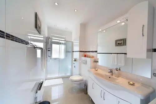 Cella Apartment