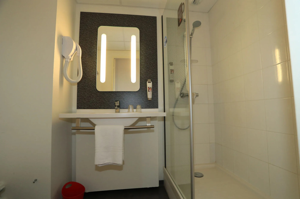 ibis Aurillac