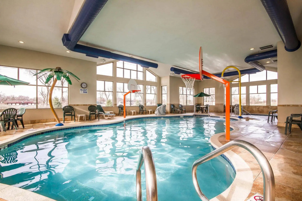 Sleep Inn & Suites Madison - Monona