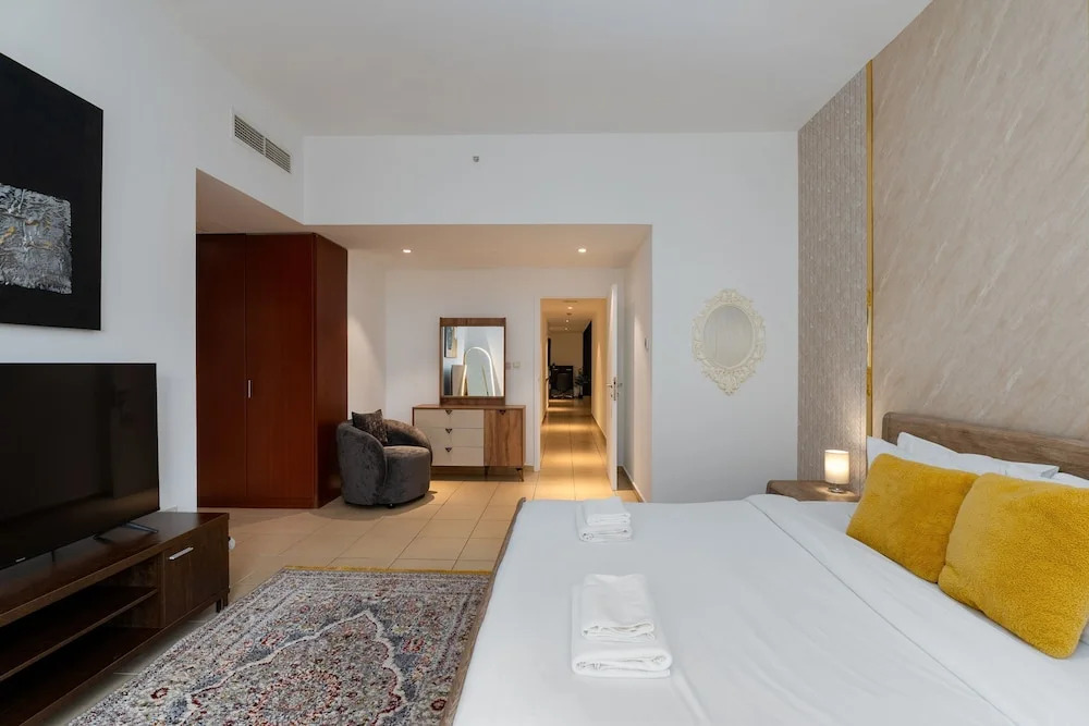 Cozy 3BR Space at JBR Beach Nearby