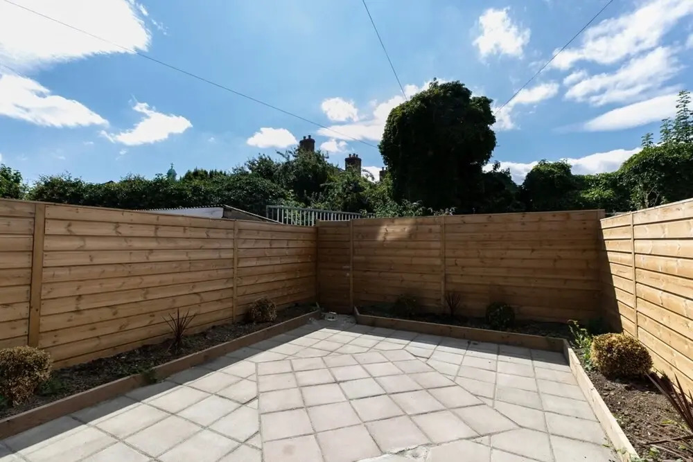 Spacious 1 Bedroom Apartment in Rathmines