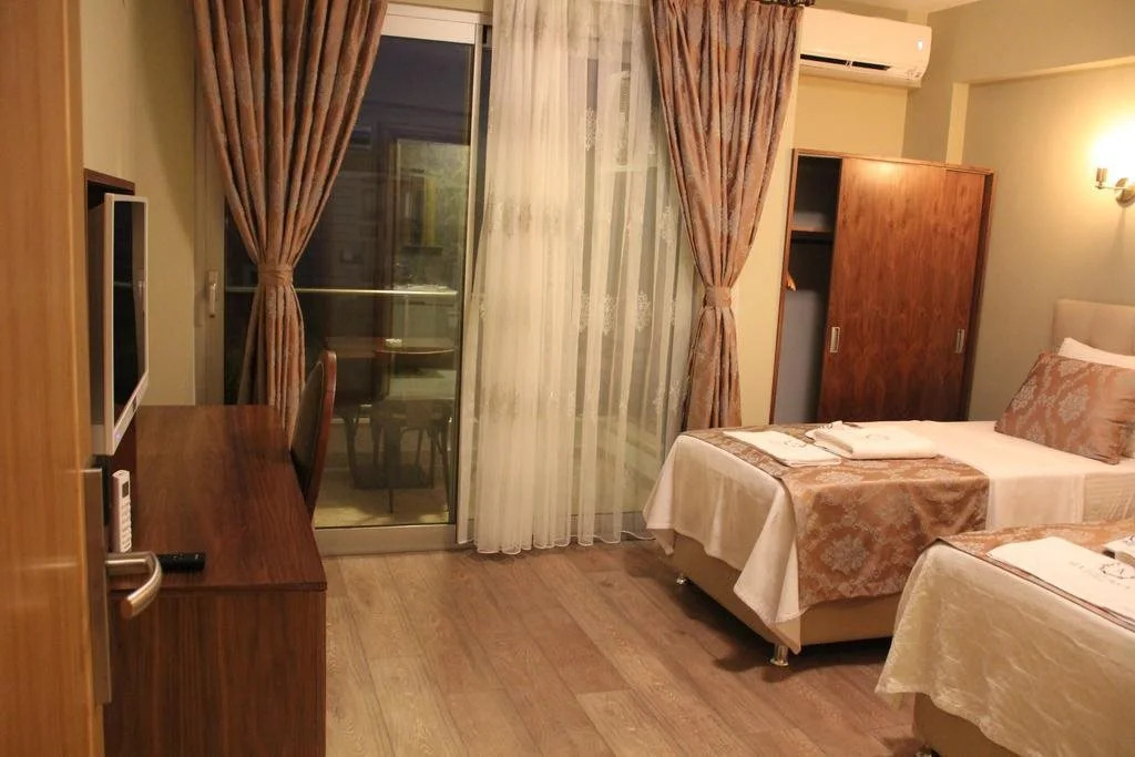 Ala Avsa Otel