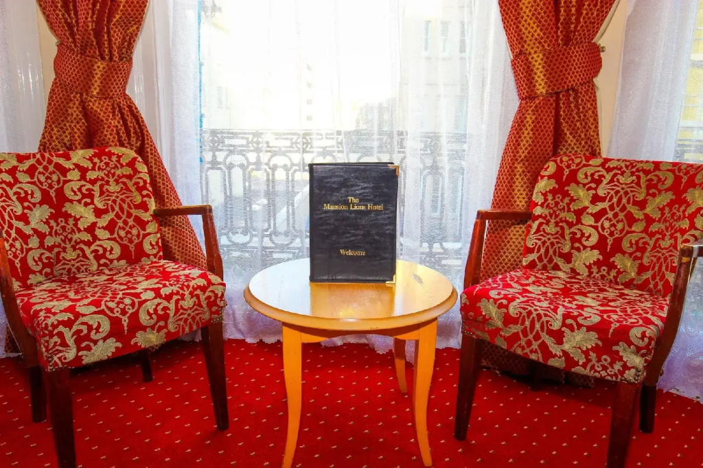 The Mansion Lions Hotel