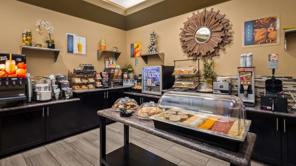 Best Western Canoga Park Motor Inn