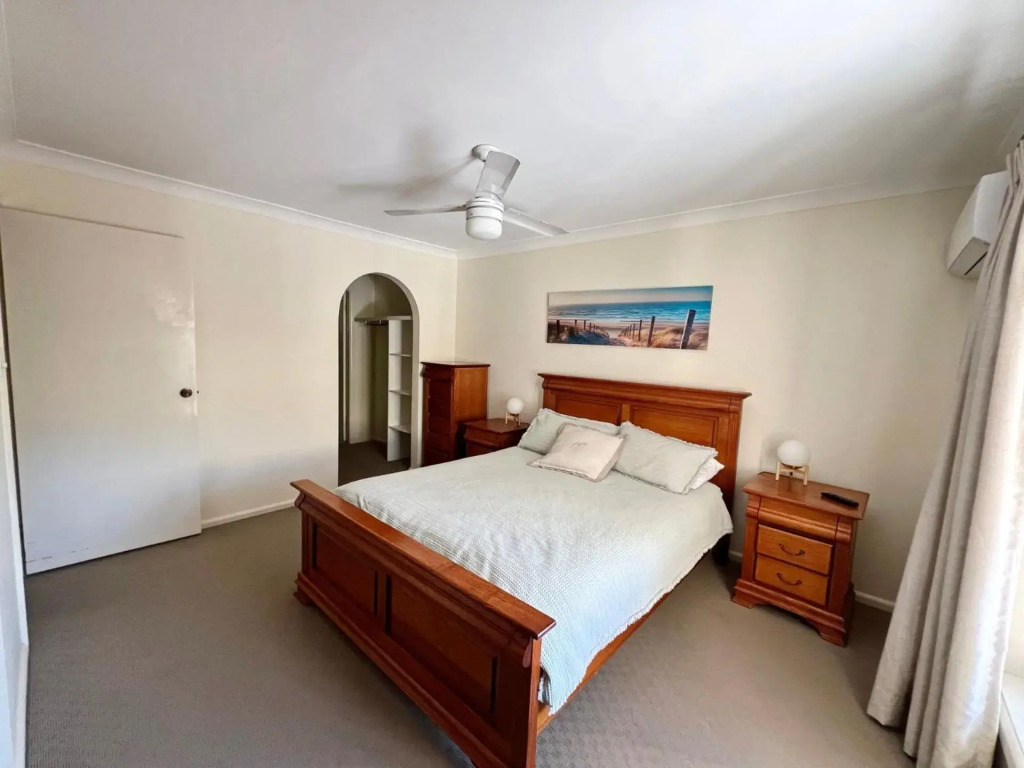 Beach House Landsborough - Bring your own linen