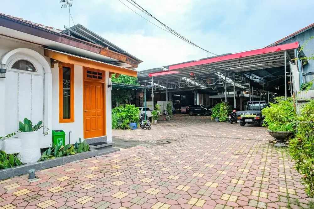 RedDoorz Syariah Near Alun-Alun Tulungagung