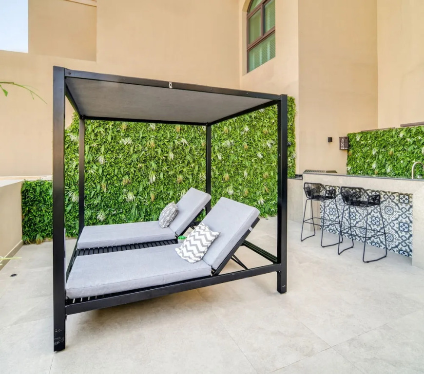 Modern 3BR Palm Penthouse w Private Plunge Pool
