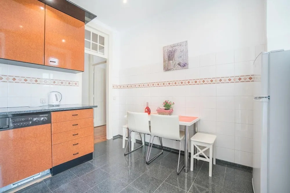 Campo Pequeno 3 Bedroom Apartment