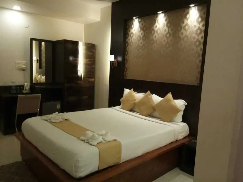 Airport Hotel