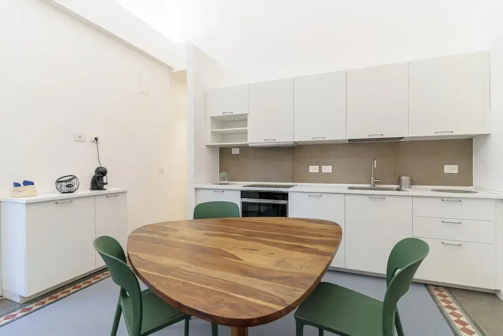 KleoSuites