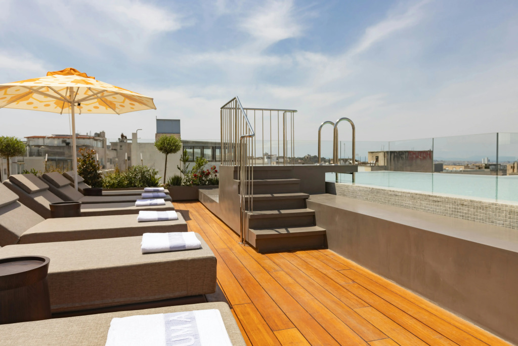 Adia Aluma Athens, Curio Collection By Hilton