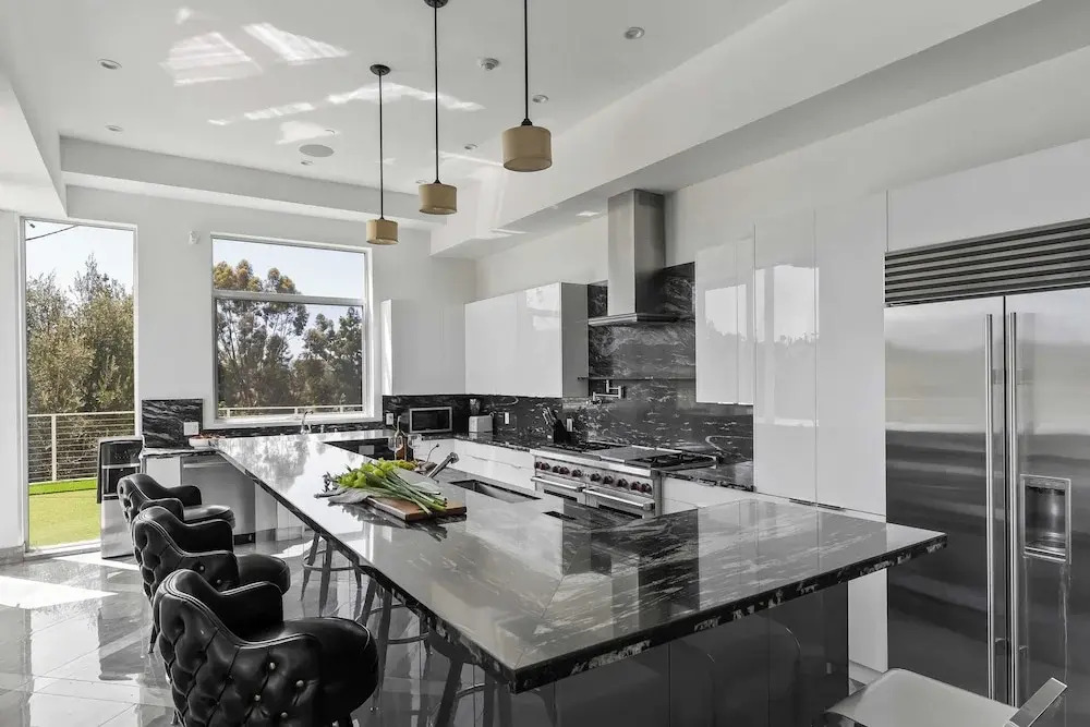 Luxe 8000 Sqft w/ 2 Pools, Sauna, Putting Green, Game Room Alta Vista Estate
