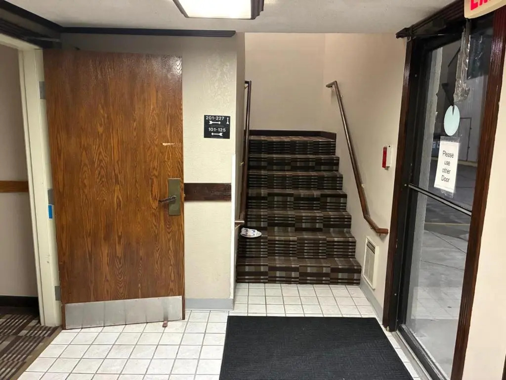 Mid Rest Inn Lexington NE I-80