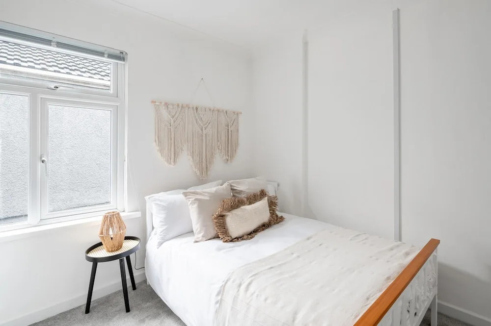 96 Caerleon Road Apartment C