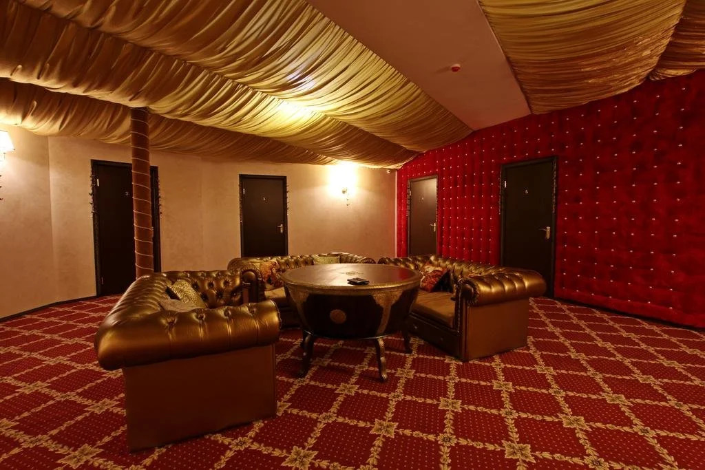 India Palace Hotel