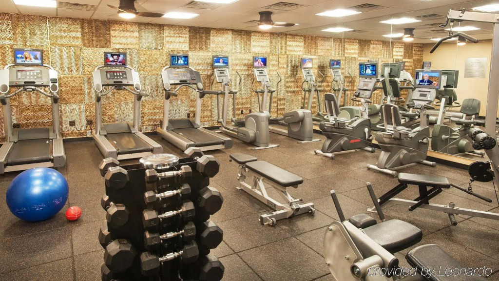 DoubleTree by Hilton McLean Tysons