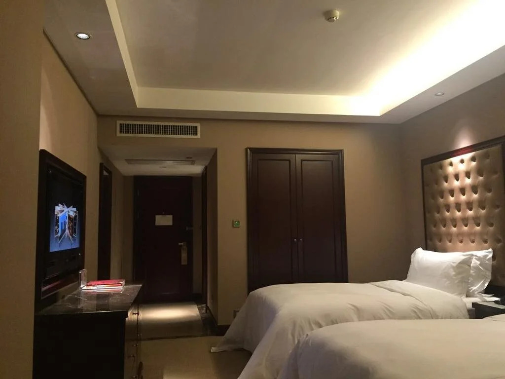Bonjour Hotel