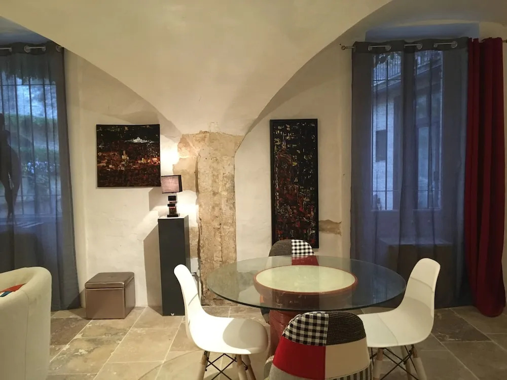 La Maison Des Arts