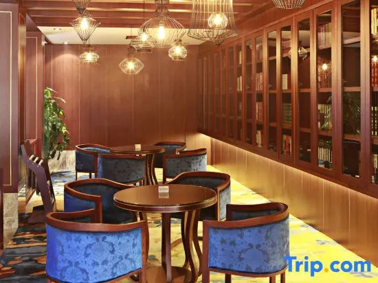 Tingyue Hotel