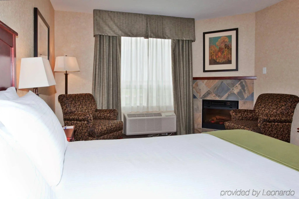 Holiday Inn Express Edmonton North by IHG