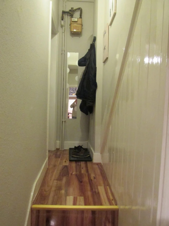 The Quiet & Cosy Fulham Reach Crib