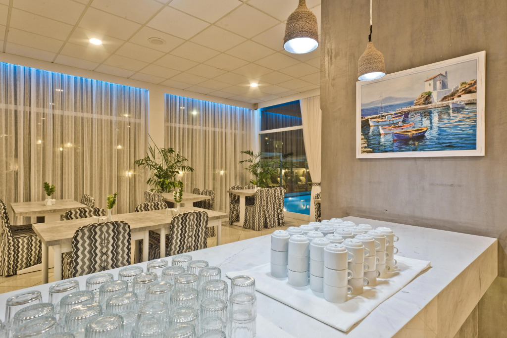 Miramare Bay Hotel