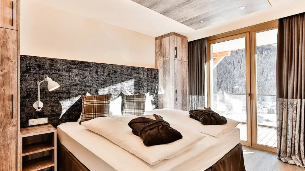 Mountain Spa Residences