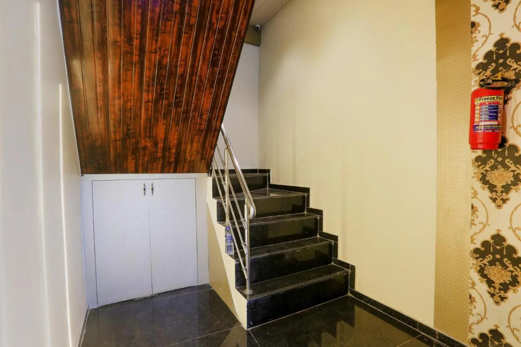 FabHotel Prime Land - Nr BKC