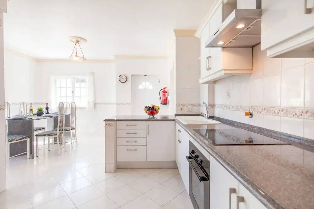 Villa Paloma - tranquilidade com piscina aquecível e BBQ - Albufeira