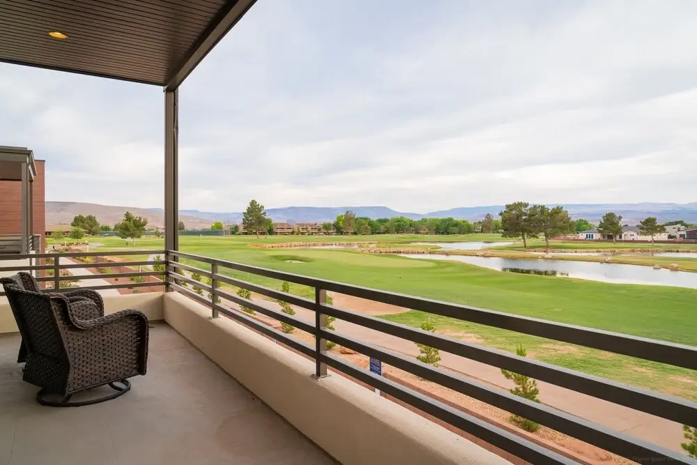 Villa #22 - Fairway To Heaven 3 Bedroom Condo by Redawning